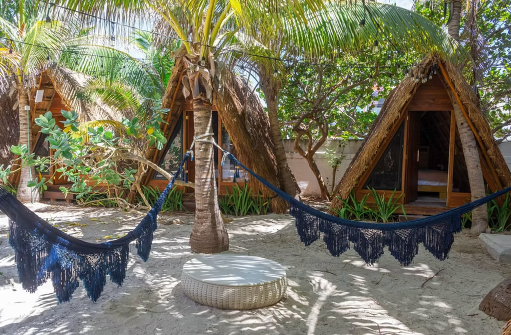 hotel selina hébergement en bois